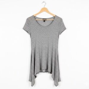 Discreet Stretchy Soft Cottony Gray Asymmetrical Hem Women's Top